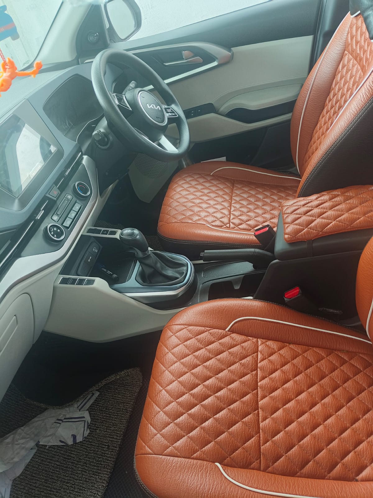 Kia carens - Image 4